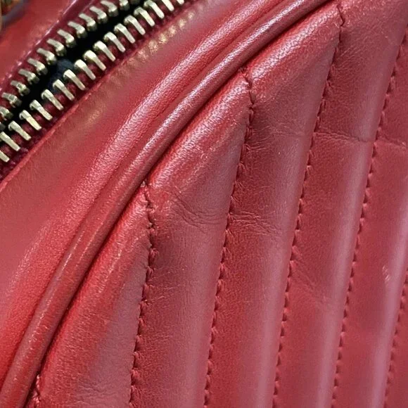 SAINT LAURENT PARIS 357401 Red Leather Shoulder Bag - Picture 13 of 15